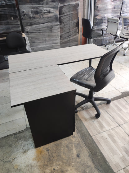 Escritorio en L Gerencial