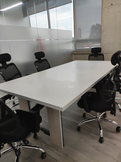 Mesa de Juntas para 6 personas